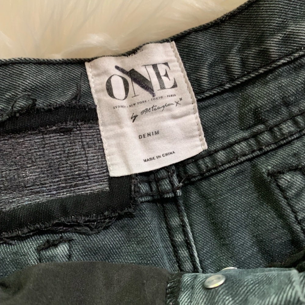 ONE TEASPOON▪️Bonita Distressed Shorts. 31 C28 - Picture 2 of 4